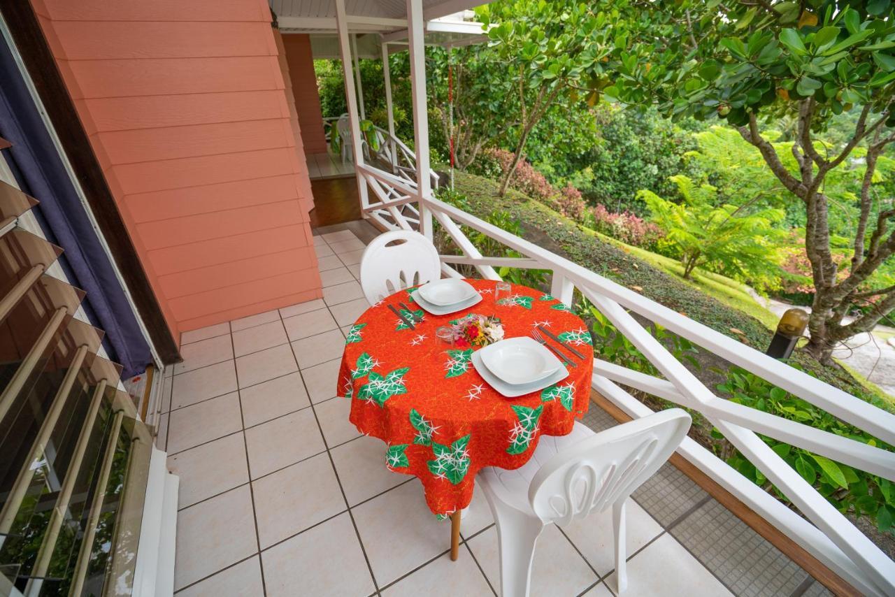 Bora Bora Holiday'S Lodge Экстерьер фото