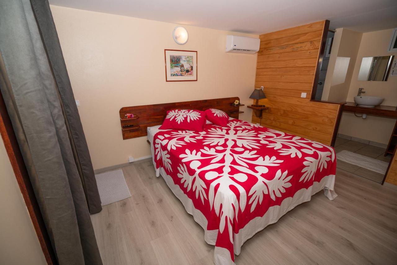 Bora Bora Holiday'S Lodge Экстерьер фото